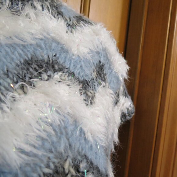 VTG By Dianne Sweater Vest Pullover Lt Blue/Grey/3D Feather White Yarn Size Med? - Picture 5 of 7